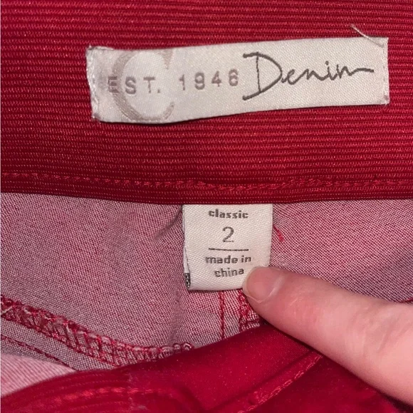 NWOT / EST. 1946 Denim Juniors / women’s size 2 red shorts. NEVER BEEN WORN!!! - Picture 6 of 7